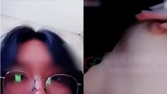 Cewek Chindo Ungkap Rahasia Kamar Ometv Yang Panas
