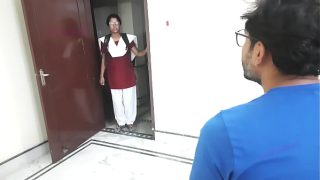 Gadis Benggala Polos Digituh Paksa Oleh Pria Tak Dikenal – Kisah Mesum Hindi