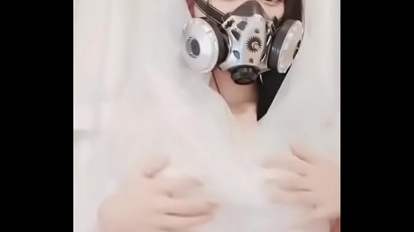Masturbasi Dengan Dildo Gaya China Untuk Memuaskan Vagina Yang Menggoda