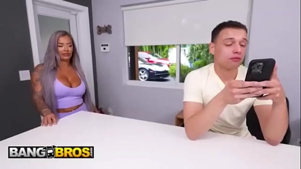 Brazzers Dan Hentai Volume 1: Adegan Panas Yang Tak Terlupakan