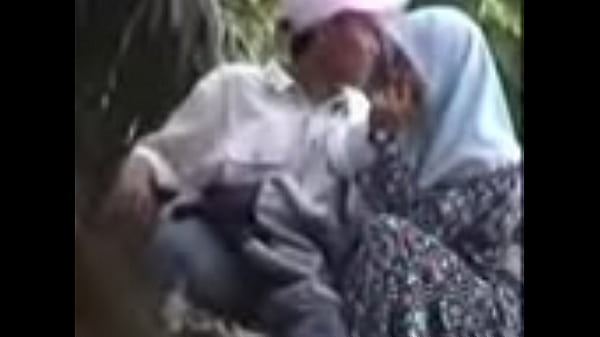 Malaysian Berjilbab Goyang Kontol