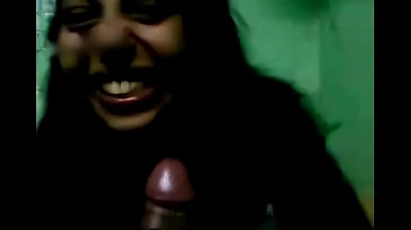 Sakhshi Bhabhi Ke Garam Garam Mooh Se Hindi Audio Mein Chus Chus Kar