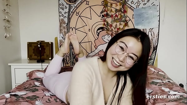 Gadis Cina Imut Bergairah Saat Bikin Video Masturbasi Eksklusif Untuk Kami