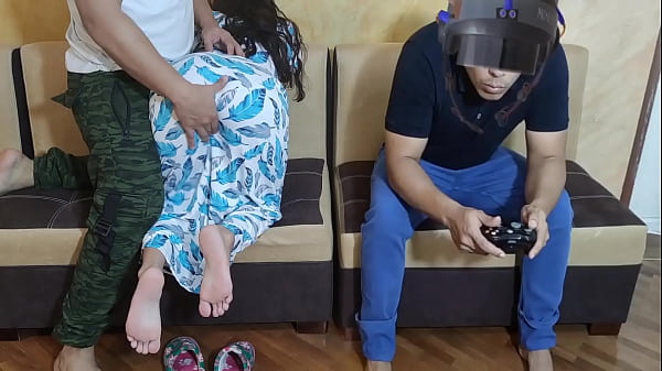 Mau Pacarku Main Vr Biar Gue Bisa Selingkuhin Dia Sama Temen Deket Yang Kontolnya Gede Banget – Ntr Jav