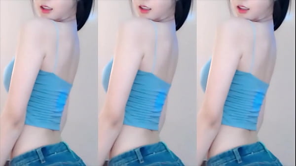 Cô Nàng Trung Quốc Uốn éo Quyến Rũ Khiến Cánh Mày Râu Phát Cuồng
