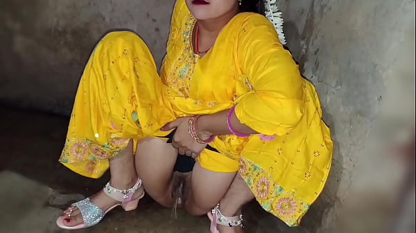 देसी भाभी की गर्म गप्पें और अश्लील बातें हिंदी ऑडियो में