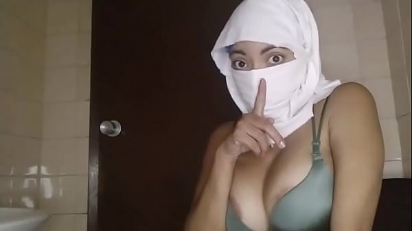 Istri Muslim Arab Gatel Sange Ngentot Masturbasi Basah Pussy Diam-diam Saat Suami Pergi
