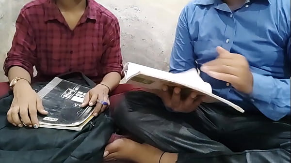 पढ़ाई में लापरवाह छात्रा को शिक्षक ने जबरदस्त चुदाई से सबक सिखाया