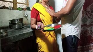 Holi Berubah Jadi Pesta Nafsu Devar Dan Bhabhi