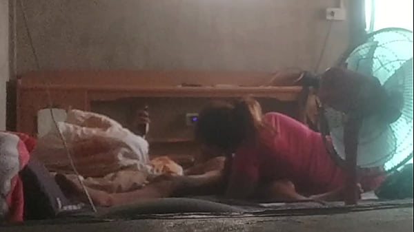 Gadis Asia Mungil Manis Buatan Rumahan