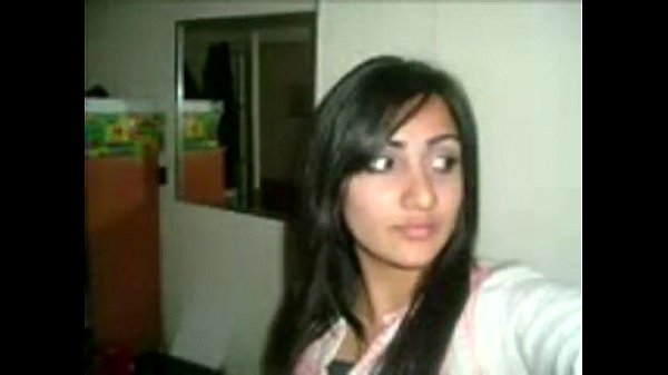 Tarian Menggoda Desi – Video Porno Gratis Di Youporn