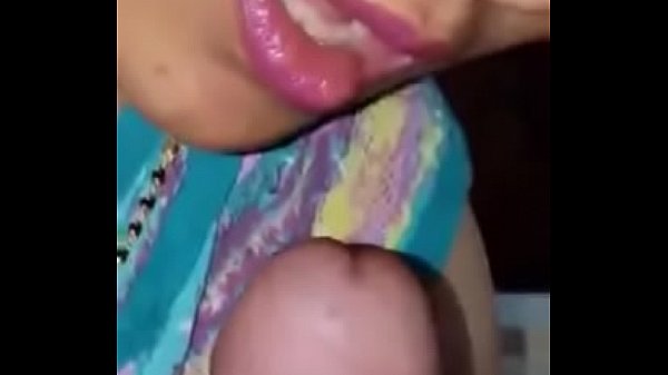 Suami Melampiaskan Hasrat Di Malam Hari Dengan Blowjob Desi Yang Menggoda