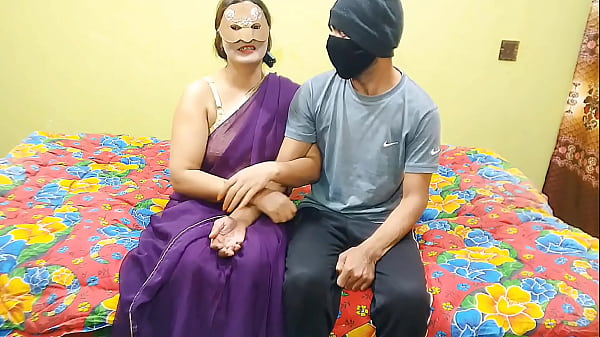 Bhabhi India Ceritakan Detik-detik Adik Tirinya Menggila, Merobek Memeknya Sampai Longgar – Audio Jernih Hindi Part 1