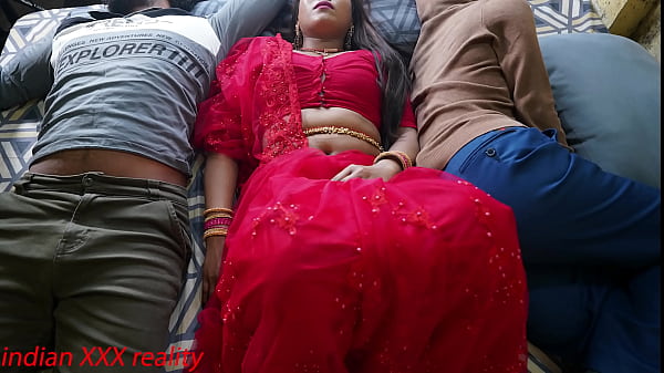 Panasnya Adegan Keluarga Tiri India Yang Menggoda
