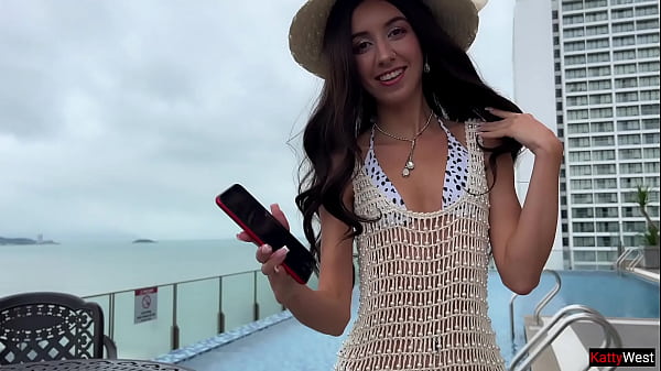 Blanca Si Spanyol Pengen Nyobain White Russian Cock Lalu Dikremi Sampai Tumpah Di Memeknya
