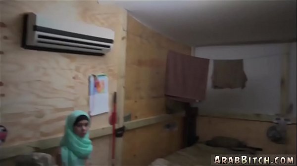 Remaja Arab Mungil Dan Teman Dekatnya Digilir Habis-habisan Oleh Kakak Tiri Pacar Mereka