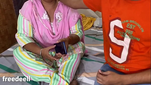 Patani Ke Yaar Ne Zor Se Choda