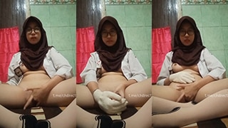 Yuva Abg Sma Seragam Sekolah Bdsm Colok Memek Masih Ketat Dan Perawan