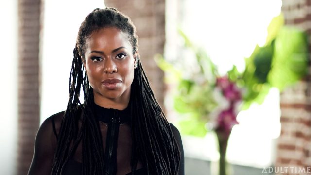 Kira Noir Dan Emily Willis Bergoyang Liar Dalam Threesome Panas Bersama Seth