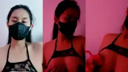 Malaikat Candu Menggoda Payudara Liar