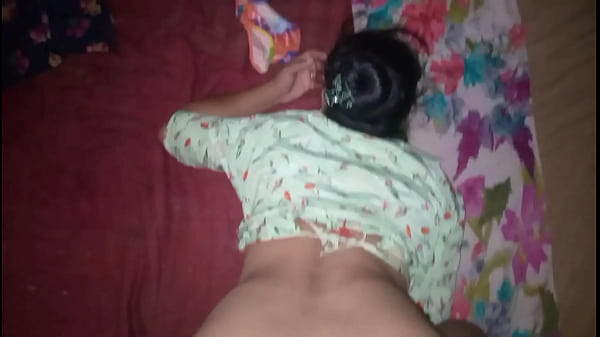 Desi Pacar Ko Jabardasti Gale Lagake Chod Diya