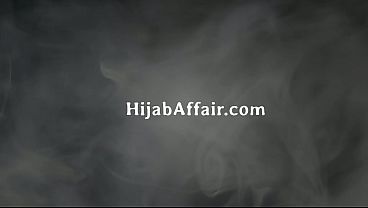 Ibu Tiri Arab Kira Kontolku Lampu, Sampe Ujungnya Basah Kena Peluh.