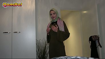 Abis Abis Bokap Nyokap Pergi, Cewek Hijab Panggil Kakak Buat Sange