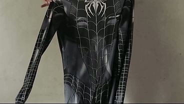 Bokep Indo Viral, Cosplayer Spiderman Digenjot Sampe Becek Parah.