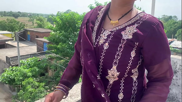 Bhojpuri Desi Bhabhi Kas Pura Maza Liya, Chut Aur Badan Ka Ras Chusa Hindi Audio Mein.