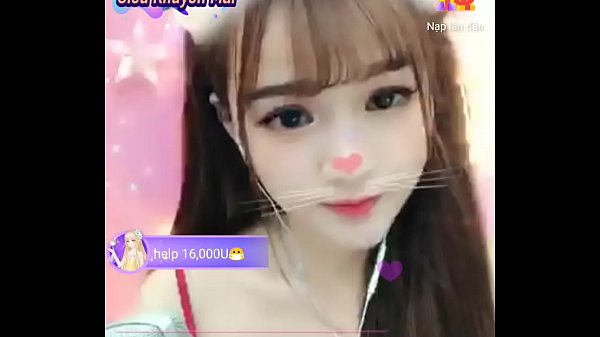 Gadis Manis Asia Yang Lagi Live Talkshow Di Uplive, Bikin Ngiler Banget.