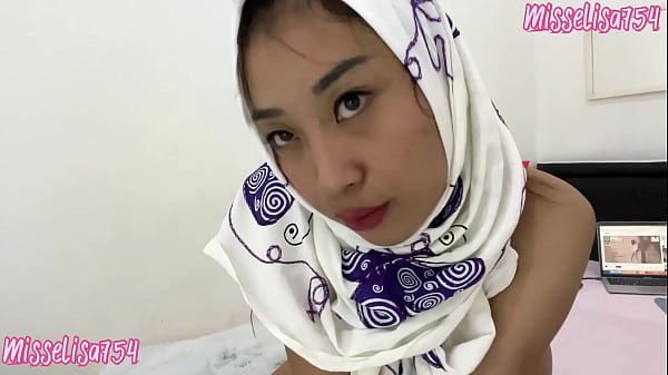 Tarian Arab Panas: Buang Baju Dan Goda Budak Cabul Untukmu