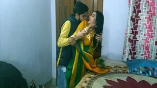 Bangsat Itu Nge-godain Bhabhi Sendiri Sampe Rusak Dan Jadi Liar.