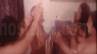 Masturbasi Sambil Potong-potong Film Biru, Tante-tante Joget Sambil Ngewe Bareng