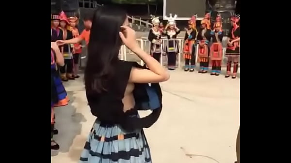 Intip Celah Puting Cewek Cina Bikin Ngiler.