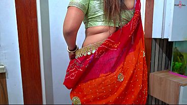 Bhabhi Desi Ghar Ki Rasoi Mein Doodh Wale Ka Bill Chukane Ke Liye Zor Ki Chudai Karti Hai, Hindi Audio Ke Saath.