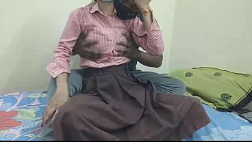 Cewek Kuliahan India Digebukin Pacar Di Kamar, Crot Penuh