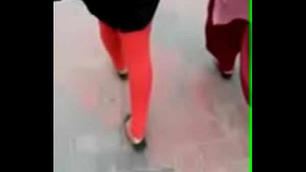 Desi Cewek Bengali Lagi Ngesot Di Jalan, Bikin Ngaceng.