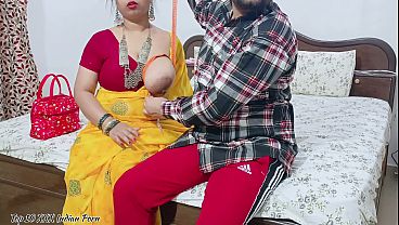 Jahit Baju, Ngentotin Cewek India Seksi Di Tokonya. Video Hindi Hot.