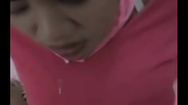 Hijab, Goyangin Pantat Sampai Basah.