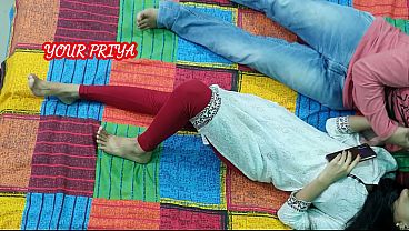 Hot Teen Cewek Tiri Pertama Kali Ngentot Sama Kakak Tiri, Homemade, Pake Suara Hindi, Bikin Makin Greget