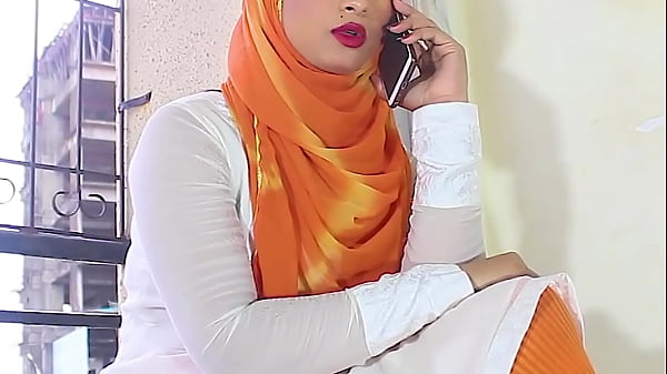 Salma Cewek Hijab Lagi Ngentot Sama Temen, Suara Hindi Mesum Bikin Makin Panas