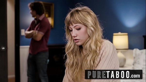Blonde Cewek Muda Ivy Wolfe Pertama Kali Digenjot Sepupu Tiri