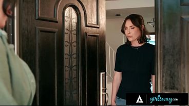 Cewek Nakal Sarah Arab Montok Kencan Lagi Sama Mantan Komandan Bejat Casey Calvert