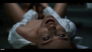 Alien Parasit Yang Ngontrol Pikiran Vs Cewek-cewek Hot Bergoyang Erotis