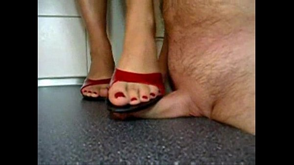Bhabhi India Yang Seksi Menginjak-injak Kontol Devar Dengan Liar