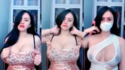 Alondra, Toket Gede Bikin Mata Nggak Bisa Berpaling.