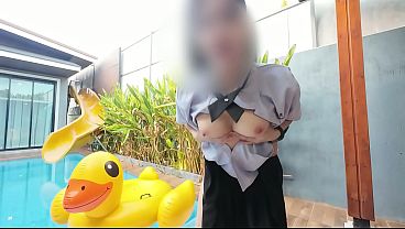 Ninewthai สอยซ้อหีฉ่ำริมสระ Pool Villa Xxx แม่งโคตรน่าเย็ด โดนควยเสี่ยยัดหีจนมิดด้ามร้องลั่นสวน