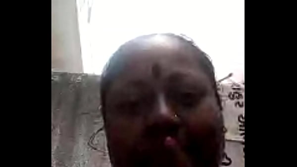 Ibu India Yang Bikin Ngiler, Goyangannya Bikin Nggak Bisa Tidur.