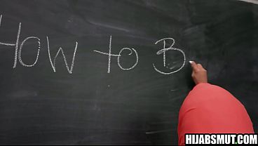 Guru Muslim Digoyang Bertiga