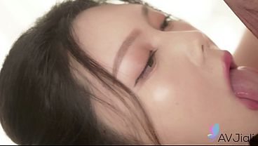 Cewek China Seksi Ban Ban Digenjot Habis-habisan Sampe Meringis Keenakan.